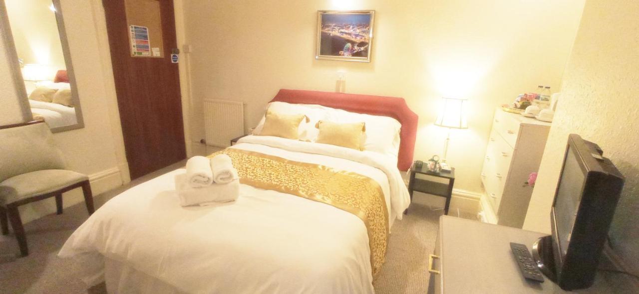 Lily Hotel Blackpool Esterno foto