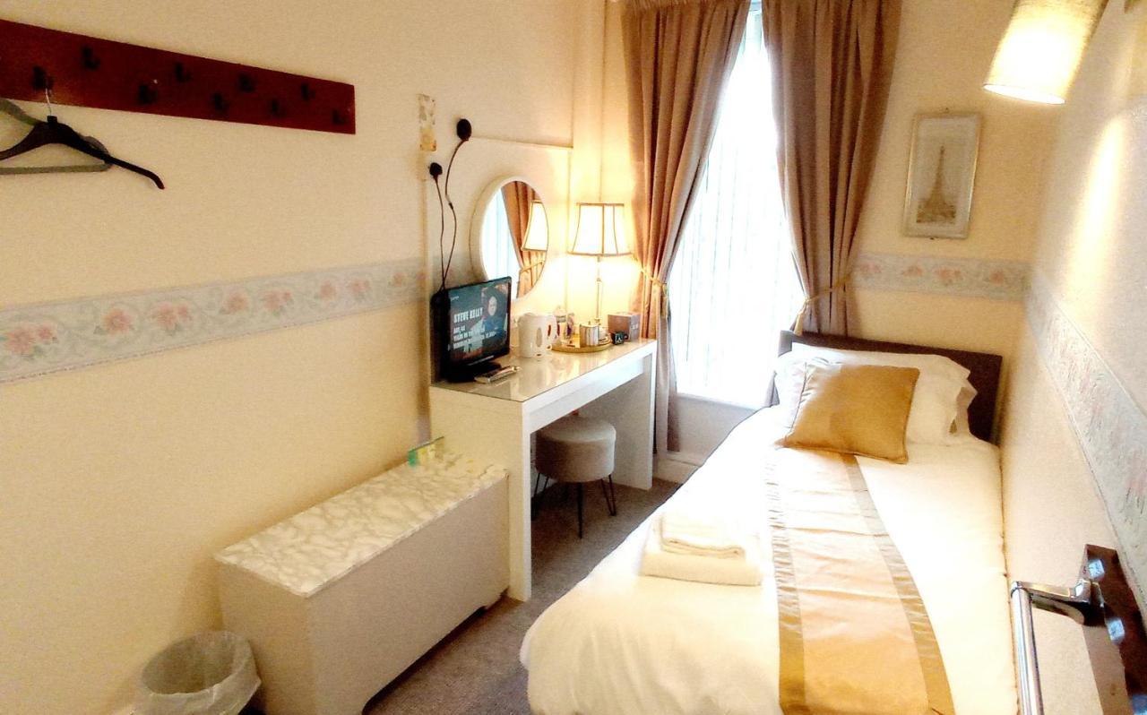 Lily Hotel Blackpool Esterno foto