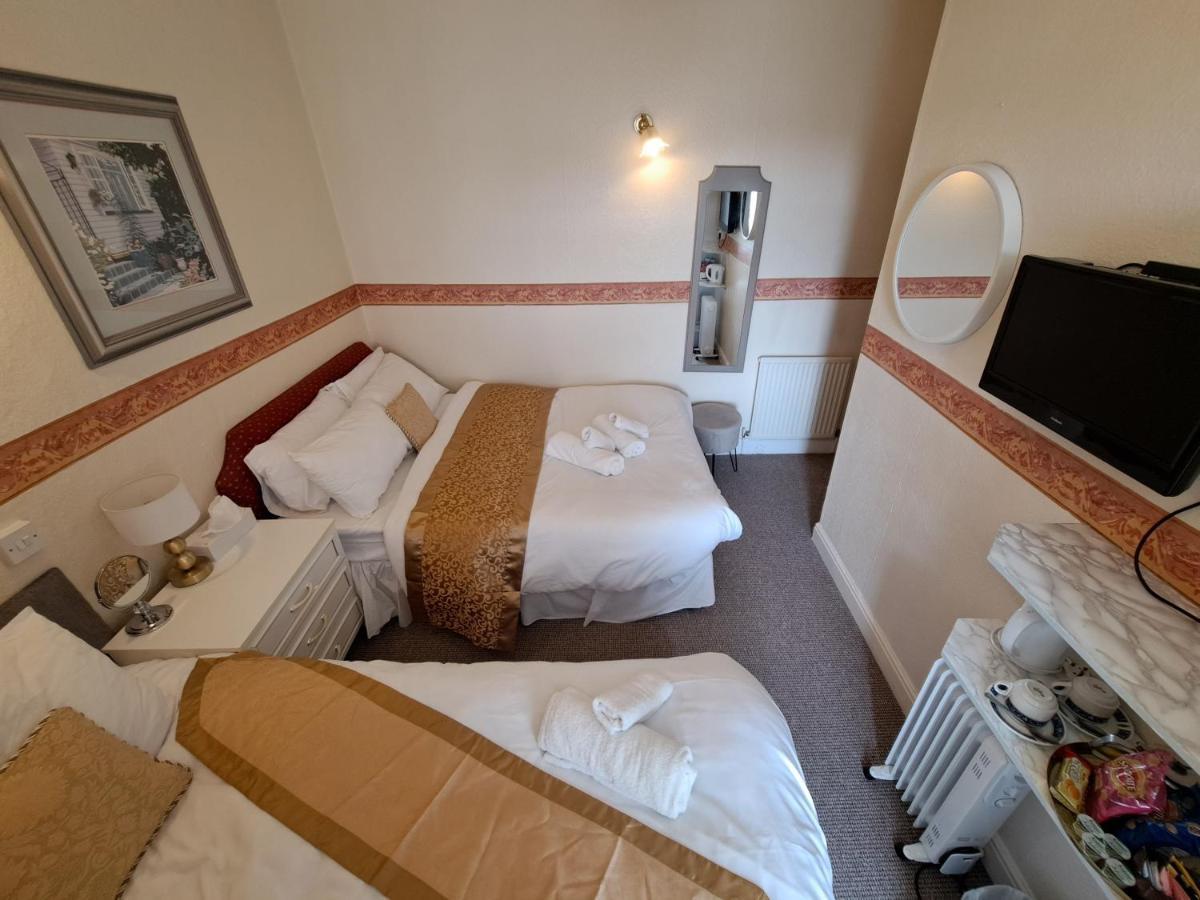 Lily Hotel Blackpool Esterno foto