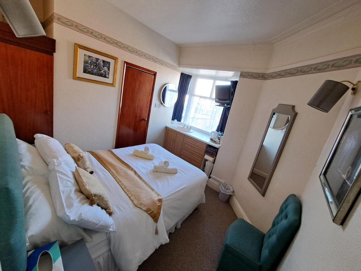 Lily Hotel Blackpool Esterno foto